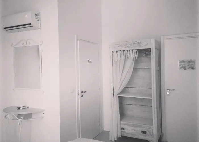 Guest house Le Dei Fiori 4*