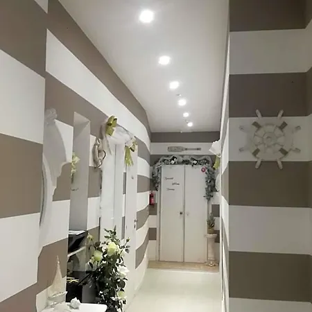 Le Dei Fiori 招待所 4*