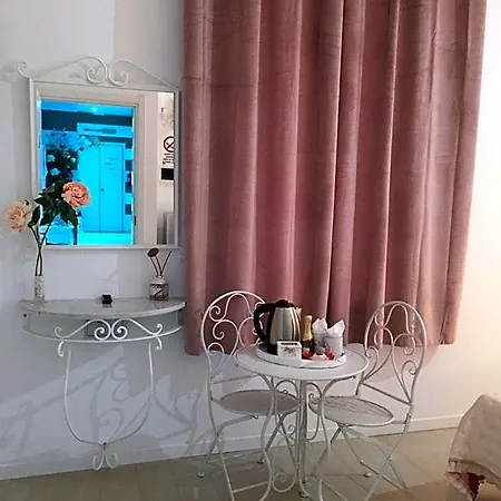 Le Dei Fiori 招待所 4*