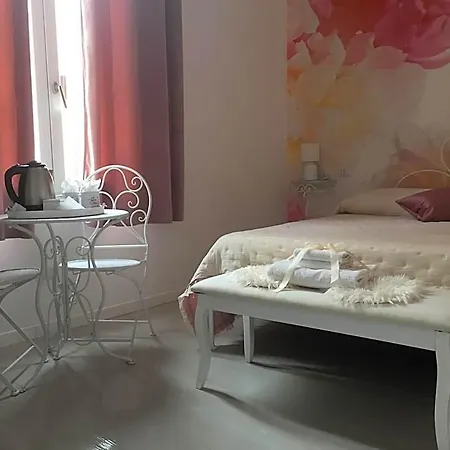 Le Dei Fiori 招待所 4*