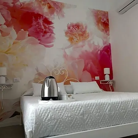 Le Dei Fiori 招待所 4*