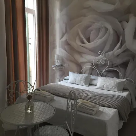 Le Dei Fiori 招待所